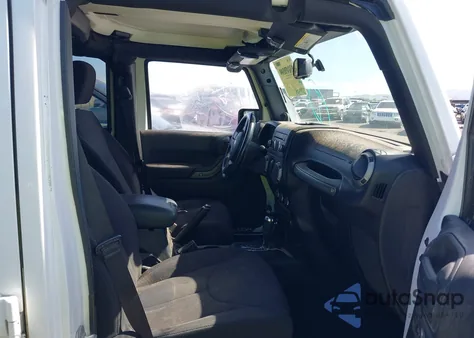 2013 Jeep Wrangler Unlimited Sport из США, поврежденный, VIN 1C4BJWDG8DL642695